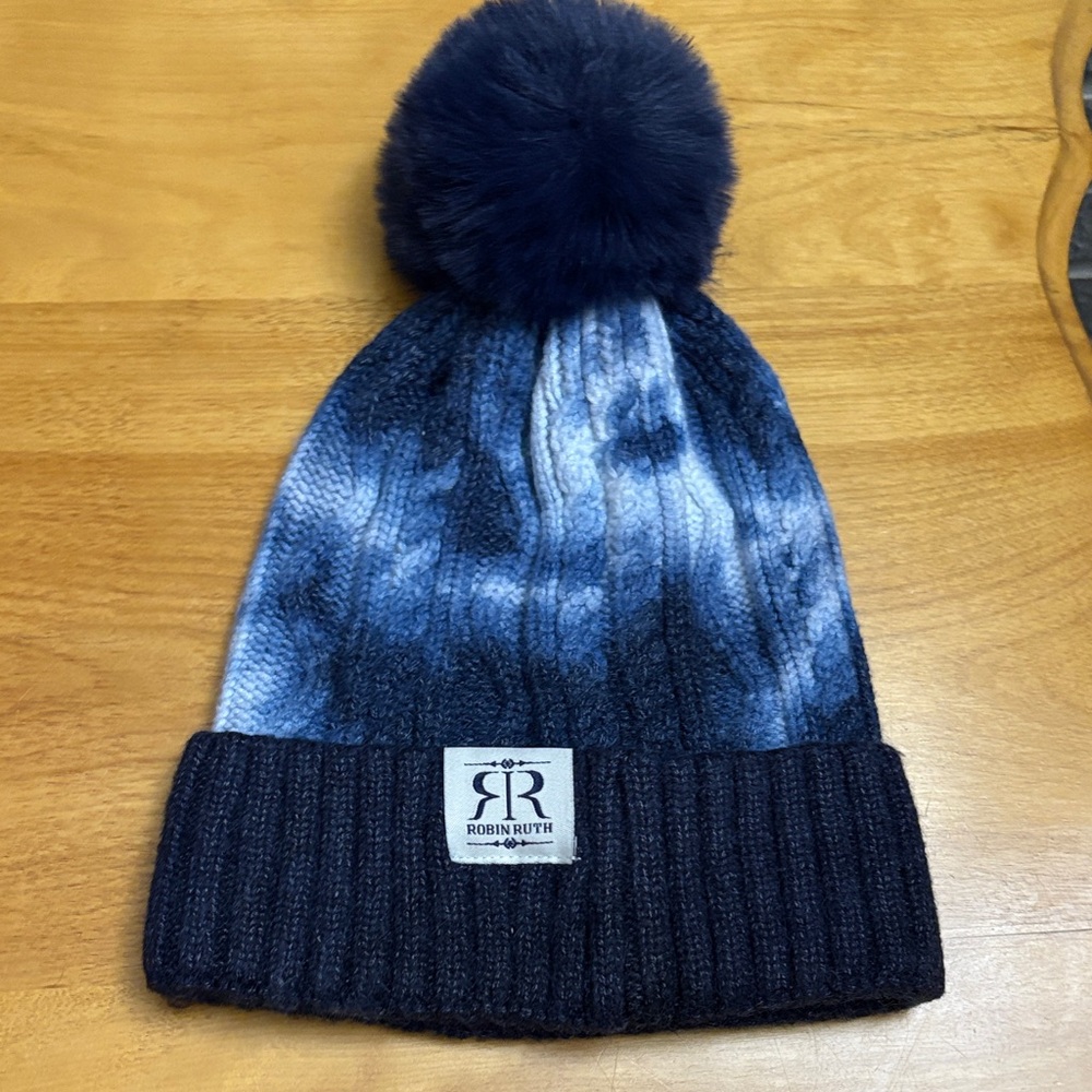 Robin Ruth Women's Unisex Michigan Navy Blue Ombre Knit Hat with Pom-Pom - Picture 2 of 7